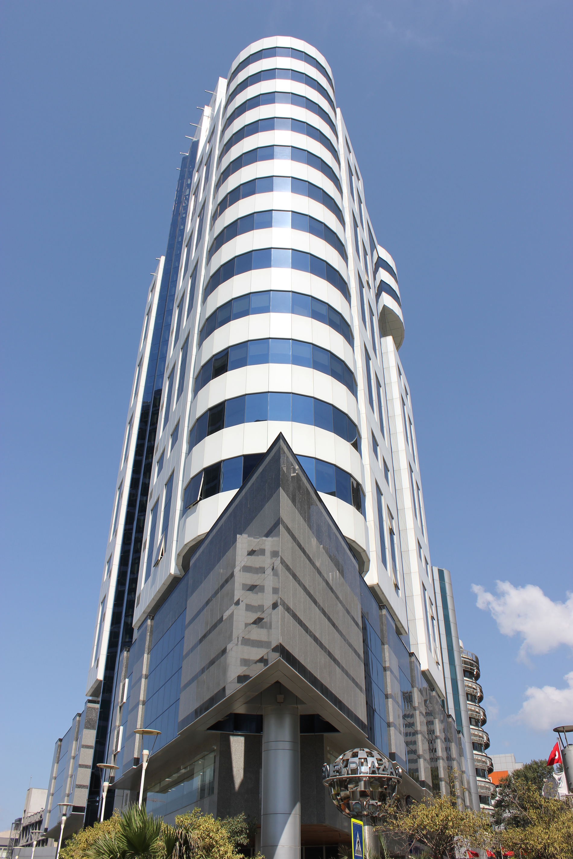 Roche, Genel Merkez